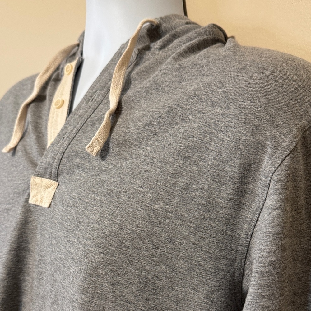 BYLT Basics Heather Gray Hooded Henley with Cream Placket. Size Small - Picture 2 of 9